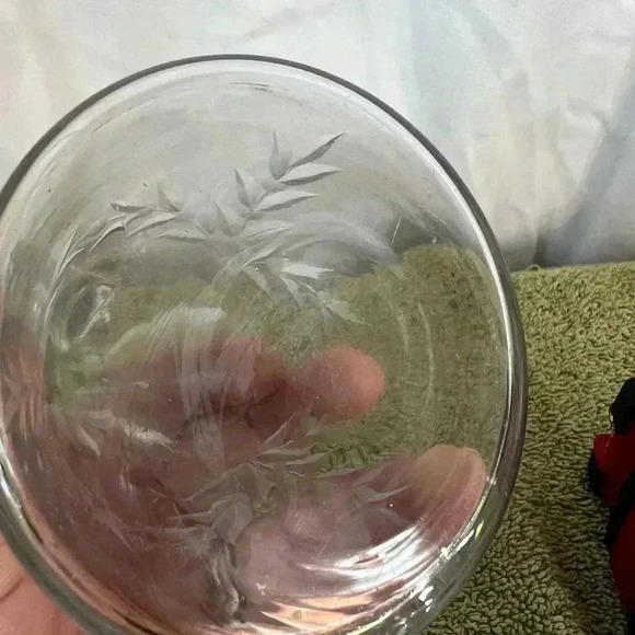 Oil Cruet Decanter w/ Stopper Cut Glass Crystal Etched Floral 7” - Picture 5 of 7